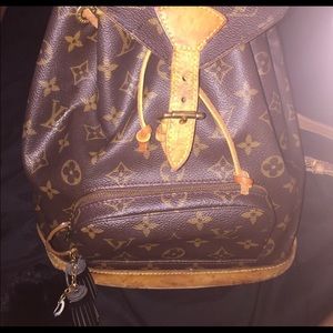 Pre loved montsouris monogram bag Louis Vuitton